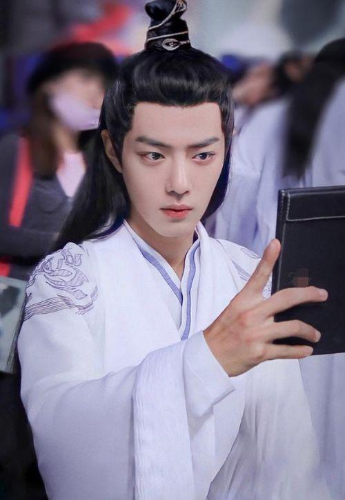 任敏和肖战最新爆料图片,甜蜜互动引粉丝尖叫，幕后故事曝光！  第2张